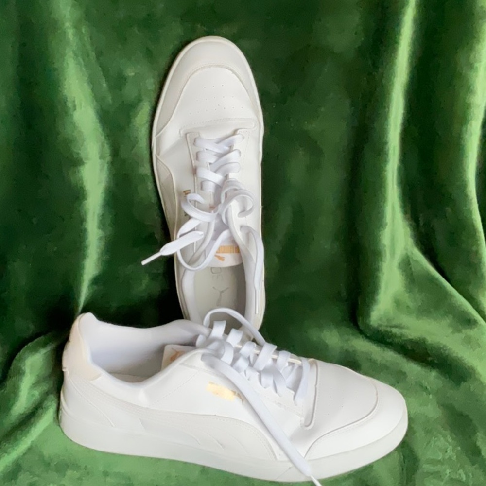 Puma Classic White Shuffle Sneakers - Women’s size 10.5 - Picture 2 of 7